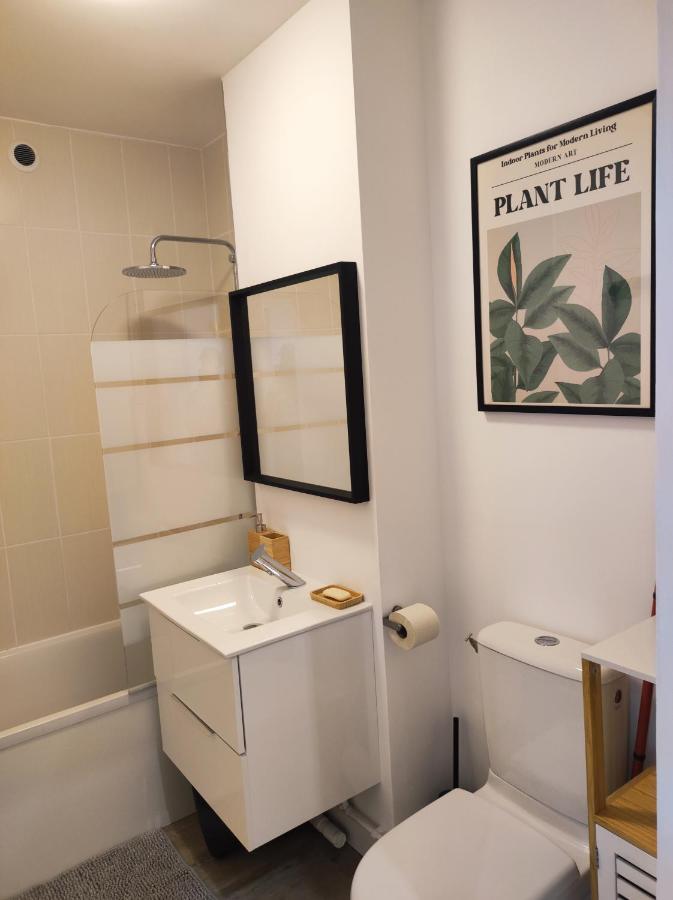 Lumineux Charming Appartement - Cozy Flat لو شيسني المظهر الخارجي الصورة
